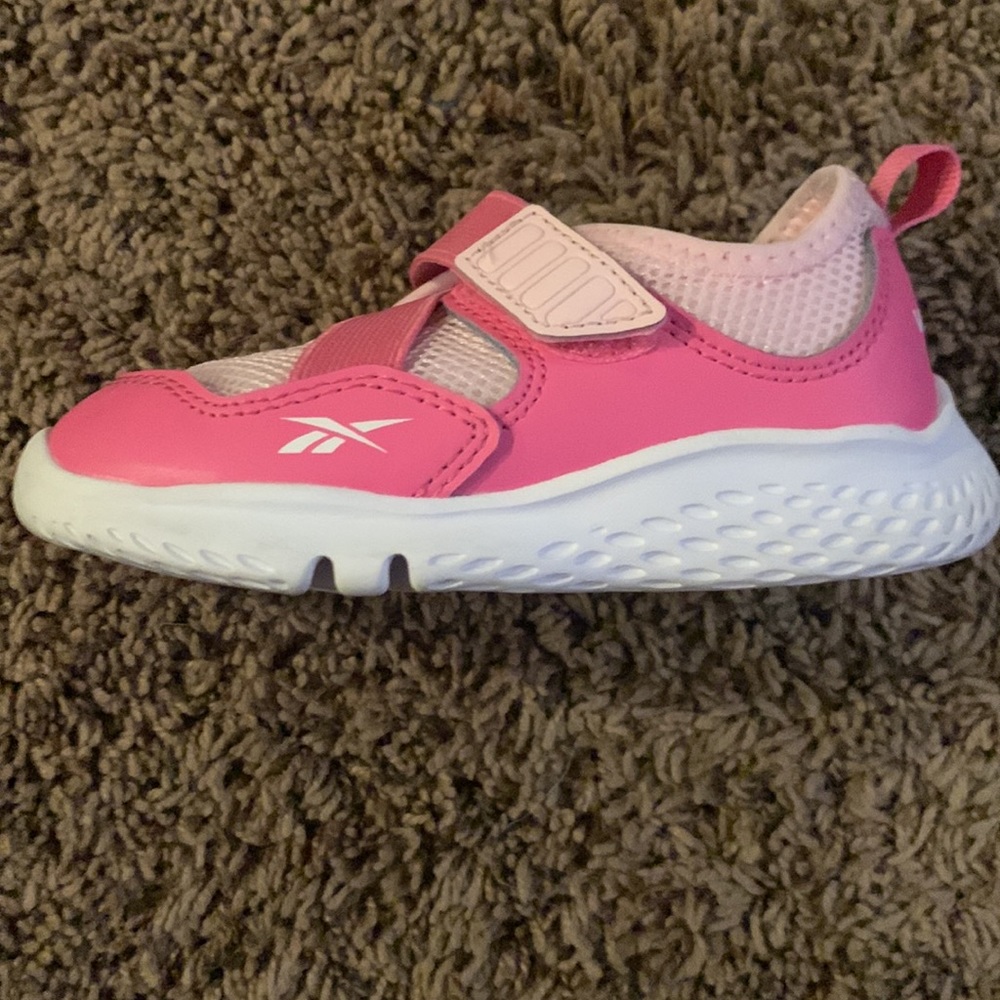 Toddler Reebok Shoes - Picture 8 of 13